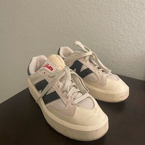 New balance women’s 7.5 CT302